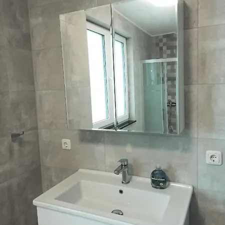 Appartement Gepflegtes Und Schoenes Ferienapartment Im Neubau
